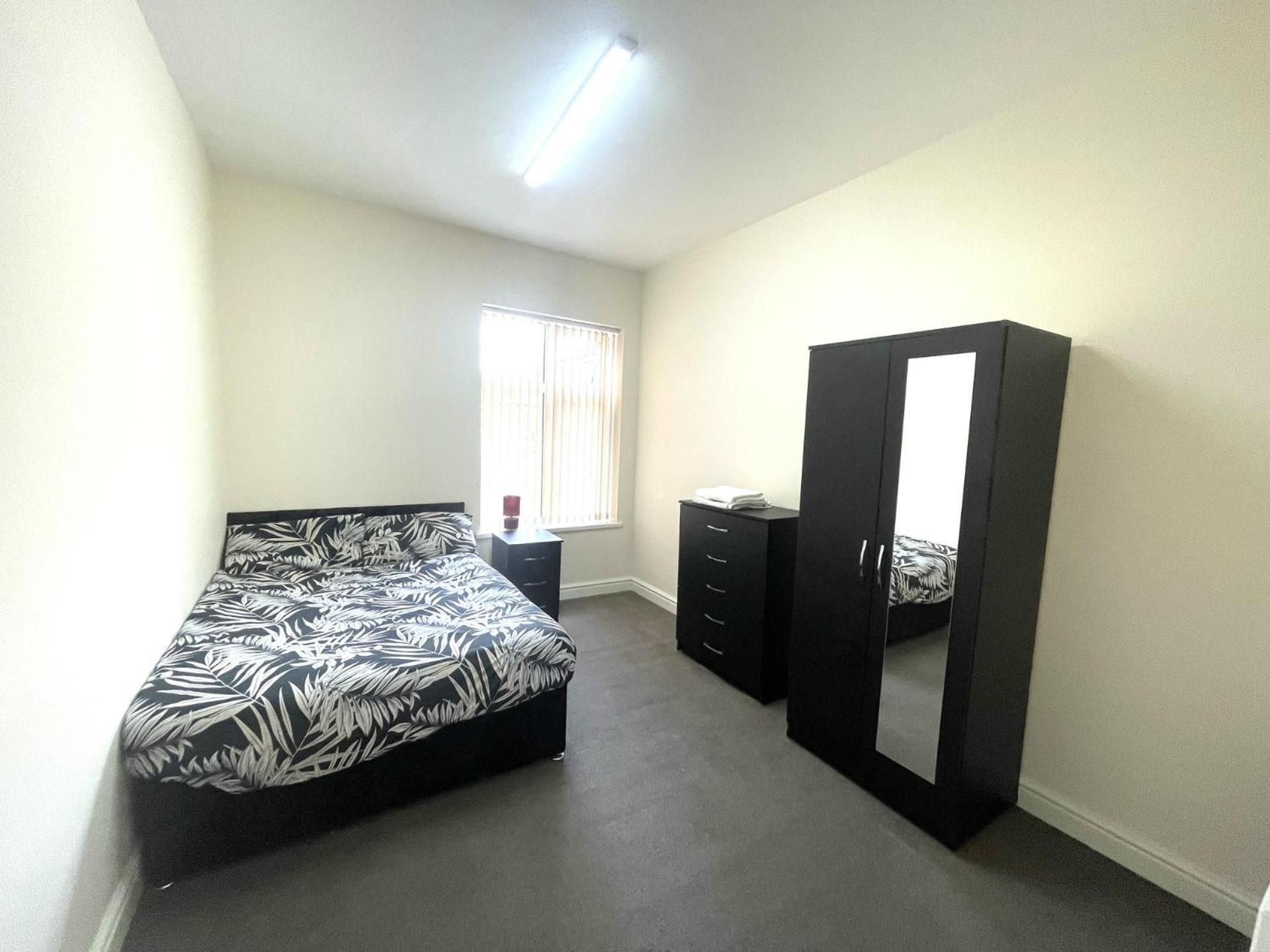 Stylish 1-Bed Apt - Sleeps 4 - Parking - Wifi مانشستر المظهر الخارجي الصورة